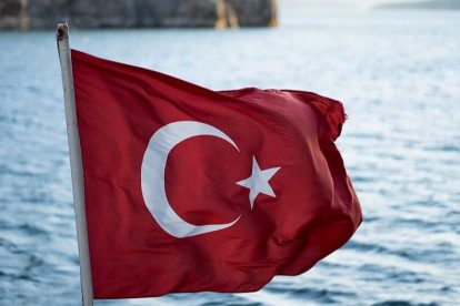 İstanbul Başakşehir Win Their First Ever S&uuml;per Lig Title!