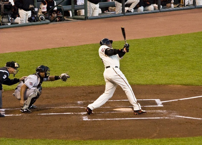 barry bonds MLB home run record holder