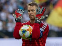 Manuel Neuer &ndash; Redefining a Modern Goalkeeper