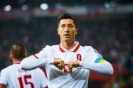 Robert Lewandowski names one of his favourites to lift 2022 World Cup trophy