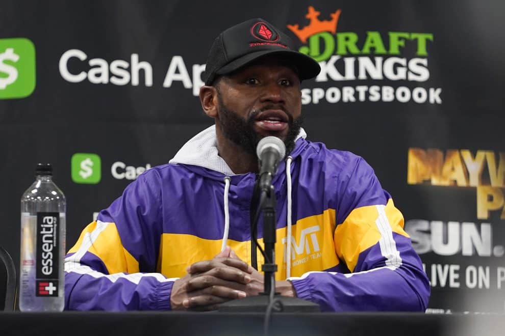 Floyd Mayweather vs Deji: UK Start Time, Streaming, Betting and Prediction