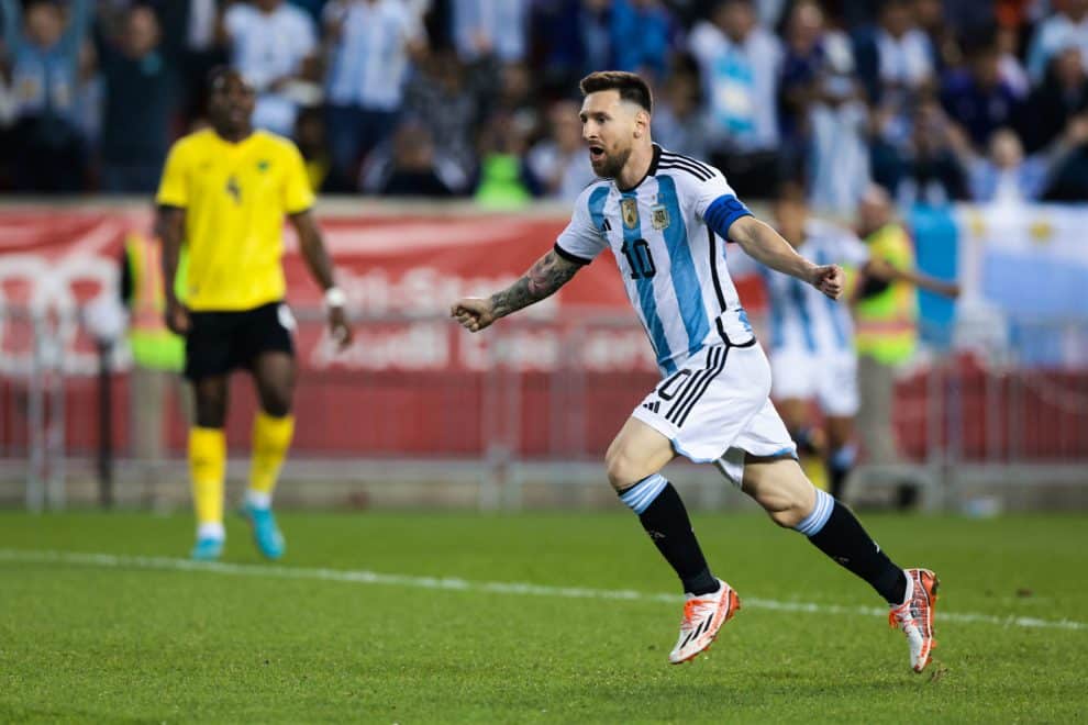 Thousands of Argentines will descend on Qatar to support Leo Messi