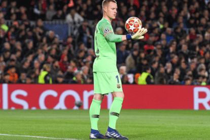 FC Barcelona negotiating reducing salaries ahead of the transfer window