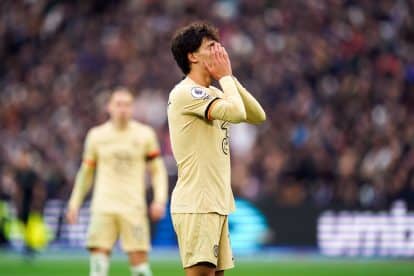 Chelsea Remain Mid-Table After West Ham Stalemate