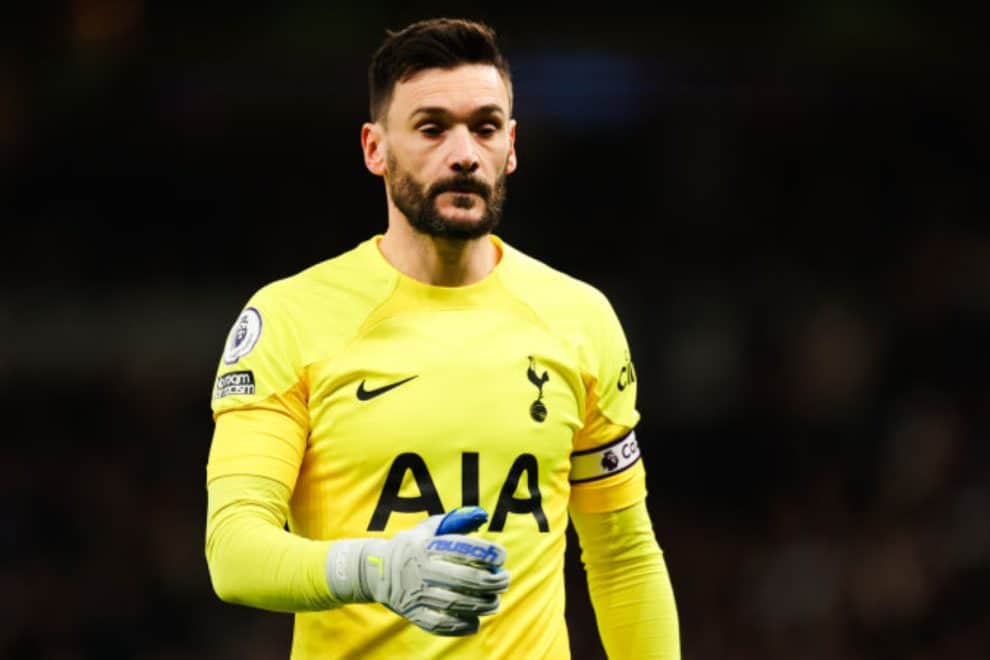 Hugo Lloris in huge injury blow for Tottenham Hotspur