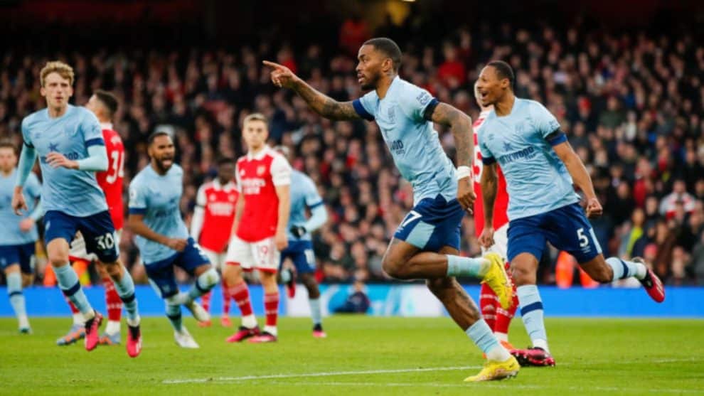 Arsenal open the door for Manchester City after 1-1 draw with Brentford