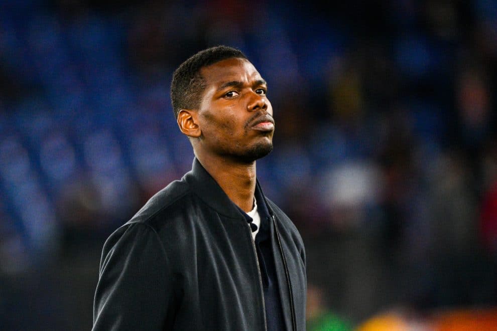 Paul Pogba told to be &lsquo;good and strong&rsquo; after injuring himself taking free kicks