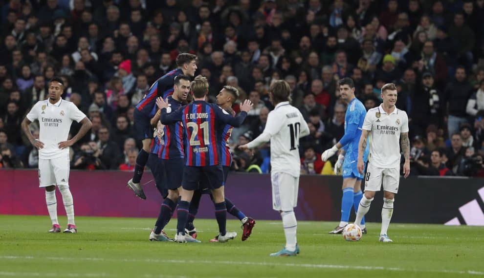 Barca Beat Real Rivals to Take Copa Del Rey Advantage to Camp Nou