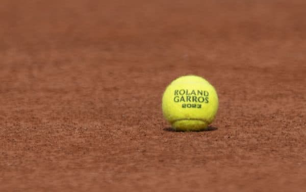 Thanasi Kokkinakis vs Daniel Evans