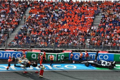 Piastri-Ricciardo crash in Dutch GP FP2 &ndash; Both Australians crash at the same corner within seconds