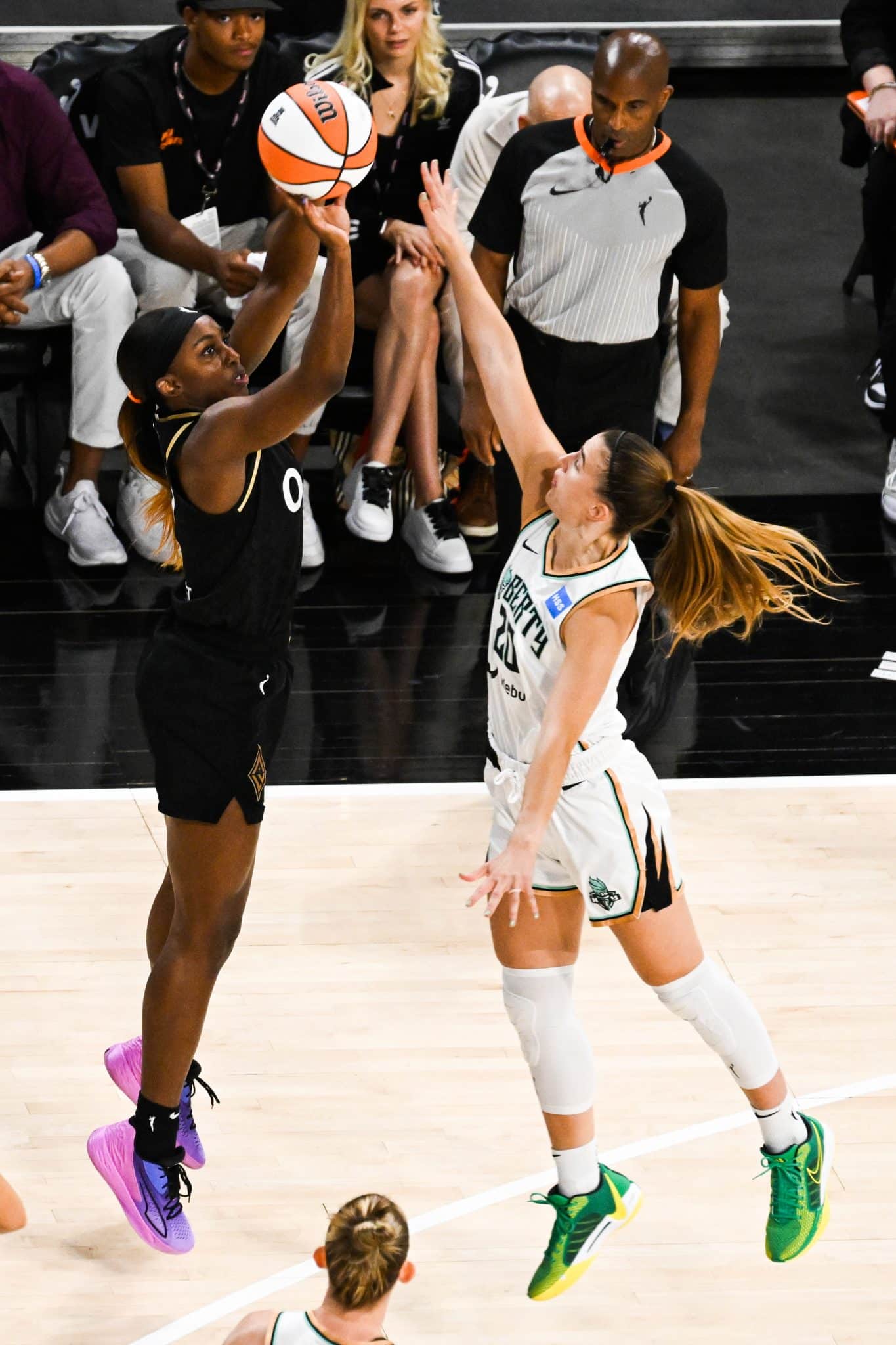 Las Vegas Aces vs New York Liberty game 1 prediction and odds: 2023 WNBA Finals 1 Aces vs Liberty scaled