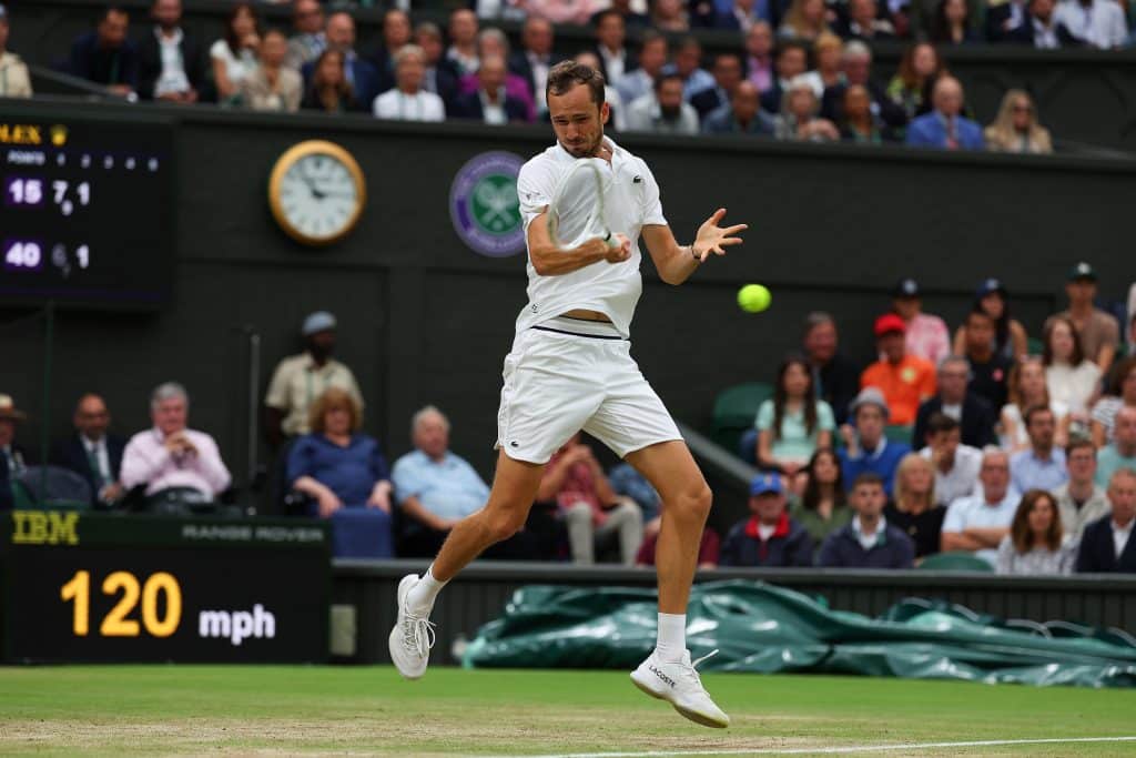 Daniil Medvedev vs Carlos Alcaraz prediction and odds: Wimbledon 2024 2 ICONSPORT 233922 0101