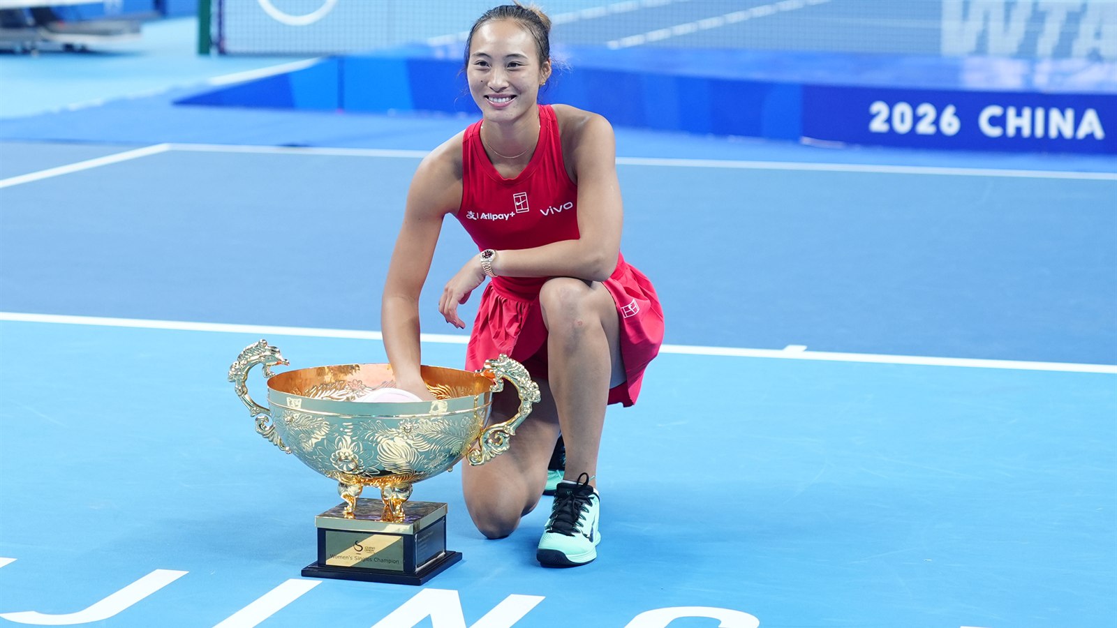 Zheng Qinwen: everything you need to know about China&rsquo;s karaoke-singing tennis pioneer